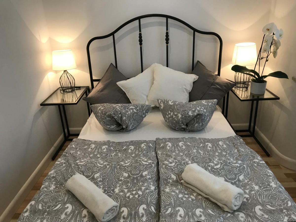 Stare Miasto Swietojerska 12 Apartment Warsaw Ngoại thất bức ảnh